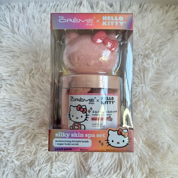 The CREME Shop X Hello Kitty Spa Set - Picture 3 of 6